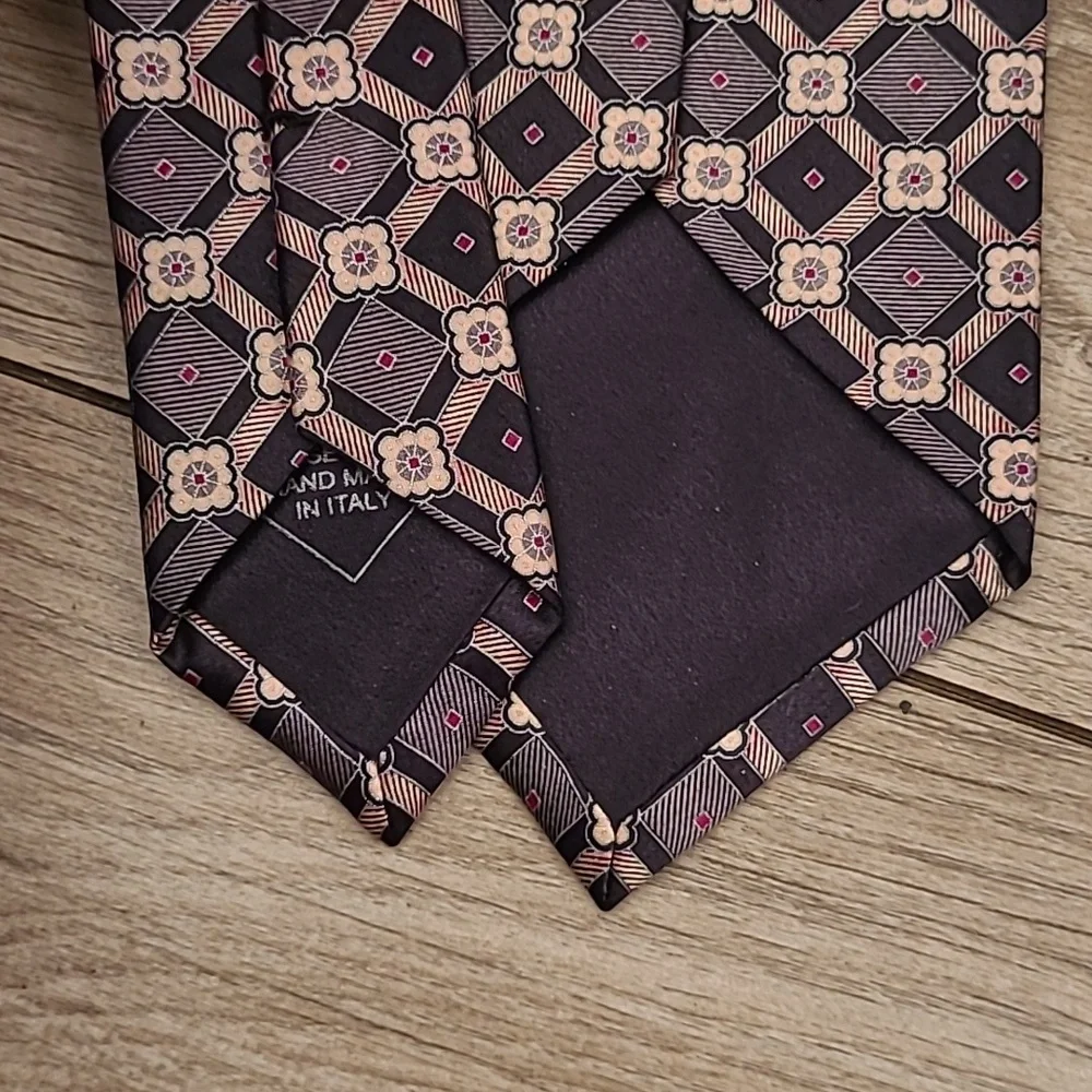 BRIONI Italy Recent Metallic Black Silver Pink Floral Pattern Designer Mens Silk